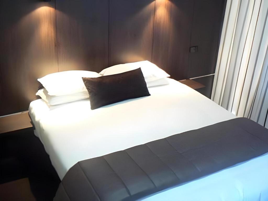 The Riccarton Hotel Κράισττσερτς Εξωτερικό φωτογραφία