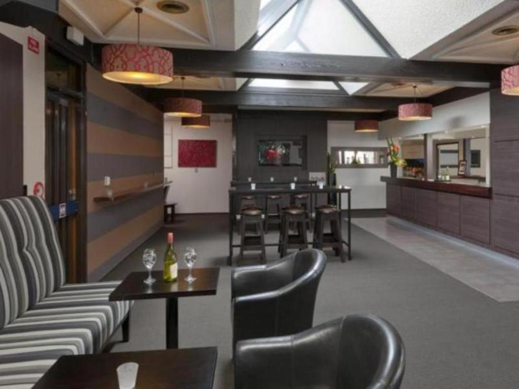The Riccarton Hotel Κράισττσερτς Εξωτερικό φωτογραφία