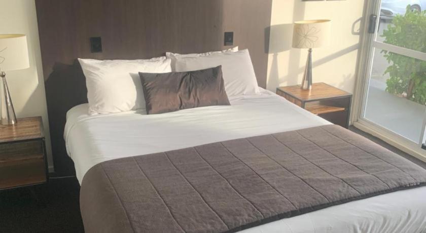 The Riccarton Hotel Κράισττσερτς Εξωτερικό φωτογραφία